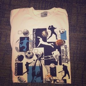 L Champion shirt 👕 boy